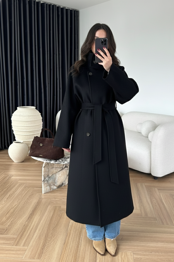 Dik Yakalı Kuşaklı Kaban SİYAH